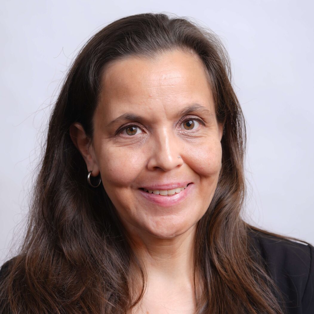 headshot of andrea hilland
